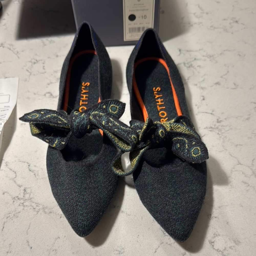 Rothy's Women's deep green Flats with Bow